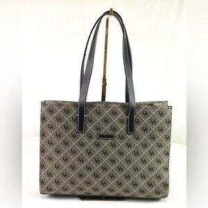 NWOT-Dooney & Bourke-signature, East West tote – Crossbody bag